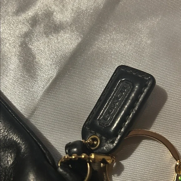 Coach Leatherware Vintage Black Leather Wristlet Tattersall Interior EUC - Picture 9 of 10